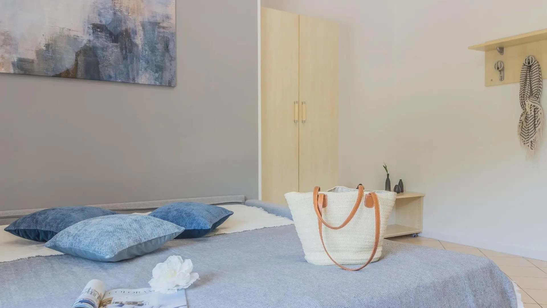 Daire Brezza Del Lario Monolocale Accesso Per Disabili By Varenna Holidays Dervio